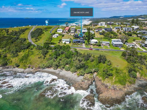 Rock Ledge - Tourism Bookings 1