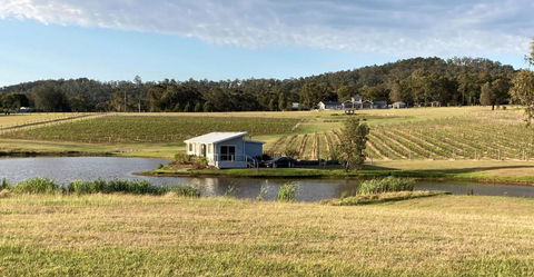 Romantic Lakehouse Set In A Private Vineyard In The Hunter Valley - Tourism Bookings 0