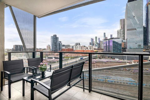 Rooftop Pool 2BR Apartment At Marvel Stadium With Free Parking - Events Australia 2