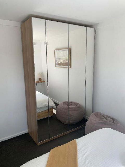 Room For Rent - Events Australia 1
