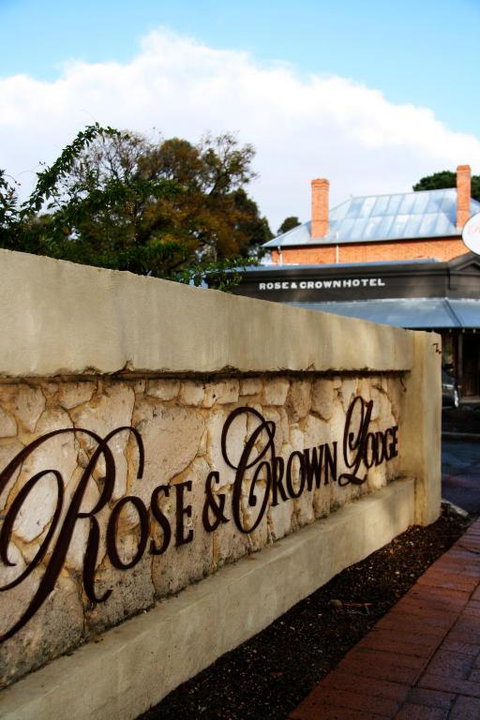 Rose & Crown Hotel - Events Australia 3