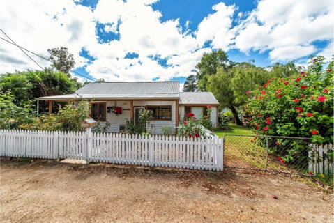 Rose Cottage Nannup - Accommodation Europe 0