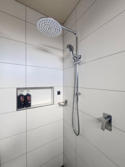 Rosebud Retro Retreat - Tourism Bookings 1