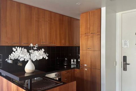 Royal Garden Residence - Events Australia 2