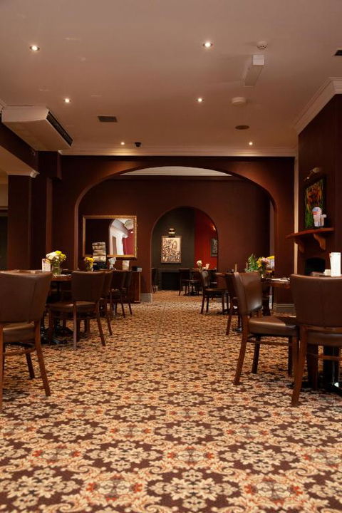 Royal Hotel Singleton - Events Australia 1