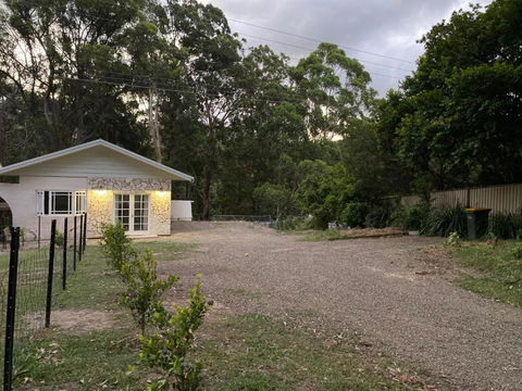 Rural Granny Flat - Pet Friendly - Tourism Bookings 2