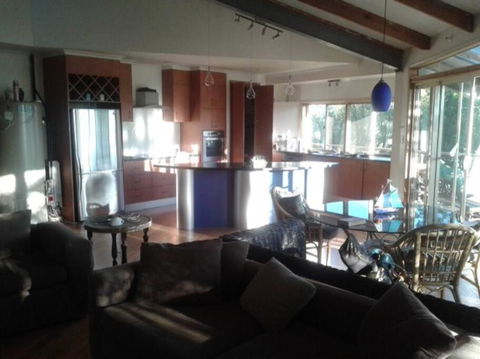 Rural Setting Getaway - Contractors, Families - Tourism Bookings 0