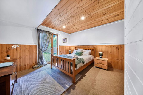 Rustic Treehouse - Aireys Inlet - Events Australia 2