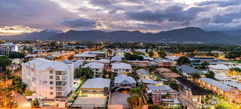 Rydges Esplanade Resort Cairns - Tourism Bookings 3