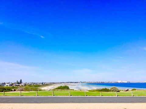 SALT @ North Beach WALLAROO (absolute Beachfront) - Events Australia 0