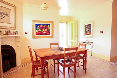 SaltBush Cottage - Events Australia 3
