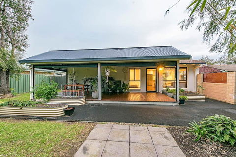 Salty - Events Australia 0