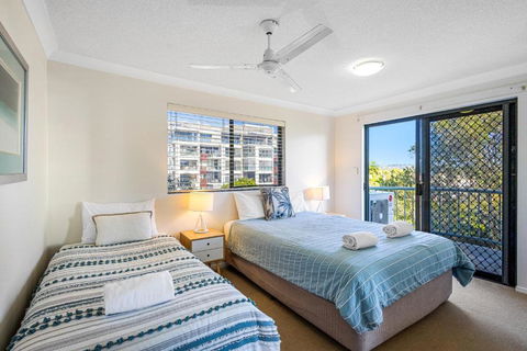 Salty Kisses @ Riverdance - 3 Bedroom Apartment - Events Australia 3