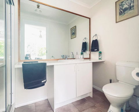 Sanctuary Park Cottages - Tourism Bookings 2
