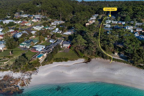 Sandlines At Hyams Beach - Tourism Bookings 1
