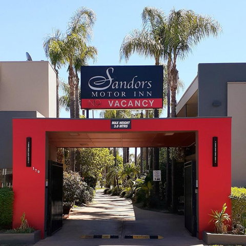 Sandors Motor Inn - Events Australia 0