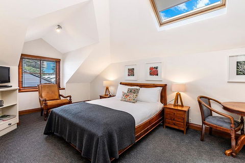 Sandstone Suites - In The Heart Of Port Fairy - Accommodation Europe 1