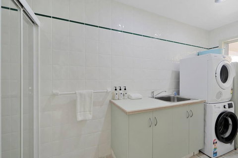 Sandy Cove @ Royle Palms - Events Australia 2