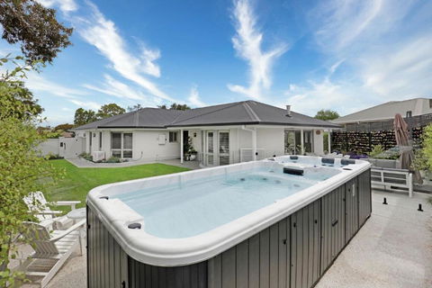 Sandy Delight Inverloch - Events Australia 2