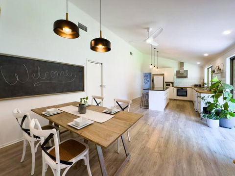 Shailer Park Serenity - Events Australia 1