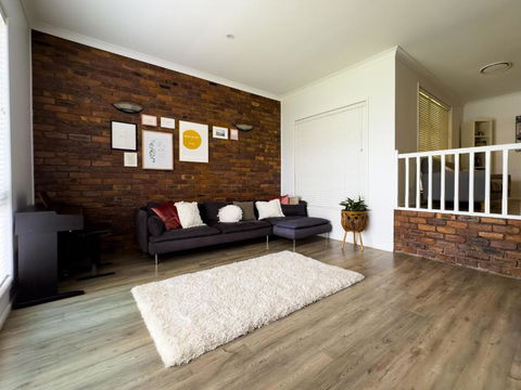 Shailer Park Serenity - Events Australia 3