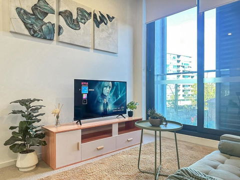 Stylish 1br1ba Apt In Footscray Pool Gym Wifi - Tourism Bookings 0