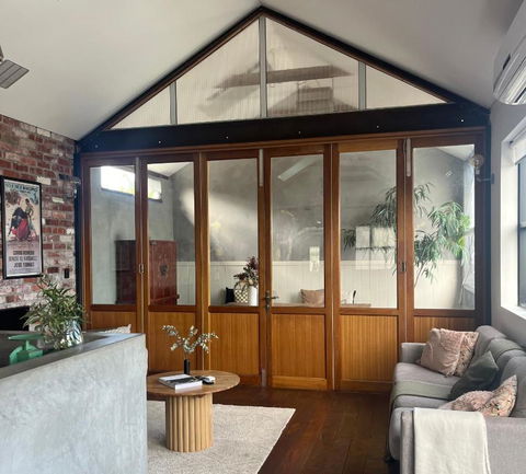 T H E L O F T - Stunning Private Apartment - Events Australia 0