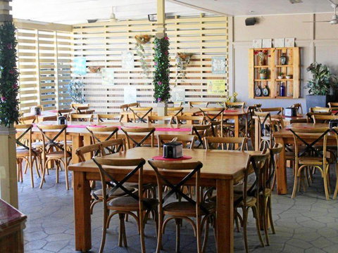 The Golden Orange Hotel Motel - Events Australia 1