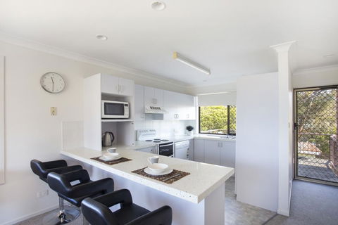 Beachside Getaway - Events Australia 1