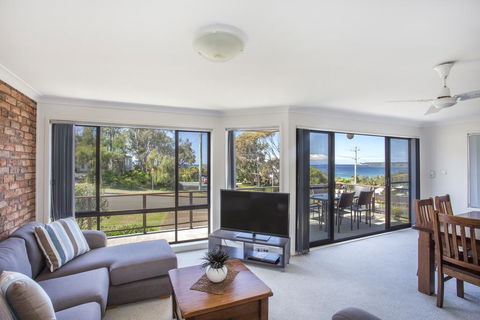 Beachside Getaway - Events Australia 2