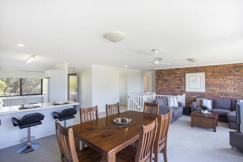 Beachside Getaway - Events Australia 3