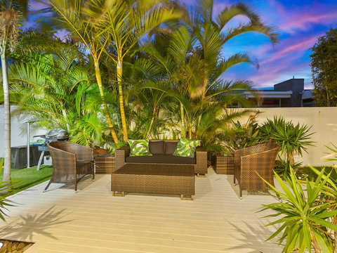 Beachside Holiday Escape - Events Australia 1