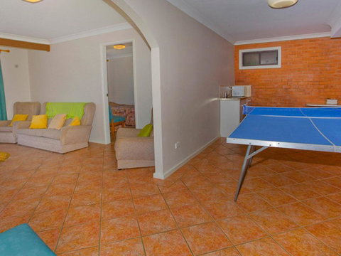 Beachside Retreat - Events Australia 3