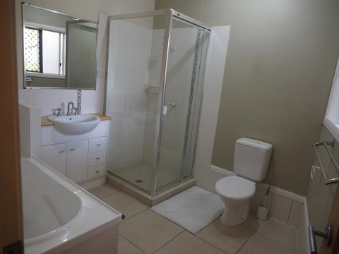 Bed And Breakfast With Airport Transfers And Rental Car - Events Australia 2