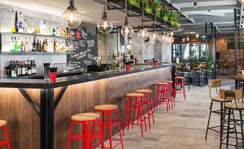 Beer Deluxe Albury - Accommodation Europe 0