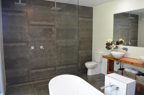 Bella Cosa Bed And Breakfast - Events Australia 2