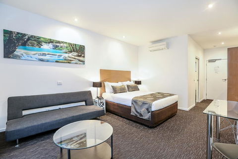 Belmercer Motel - Events Australia 0