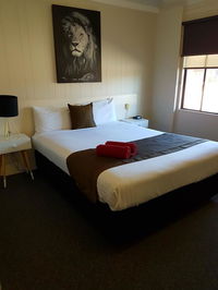 Book Hay Accommodation Vacations Tourism Bookings Tourism Bookings