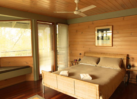 Bombah Point Eco Cottages - Tourism Bookings 3