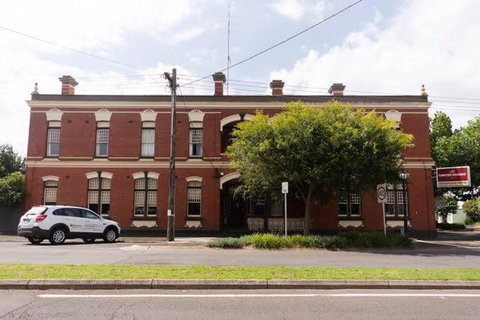 Thommos Pub - Events Australia 0