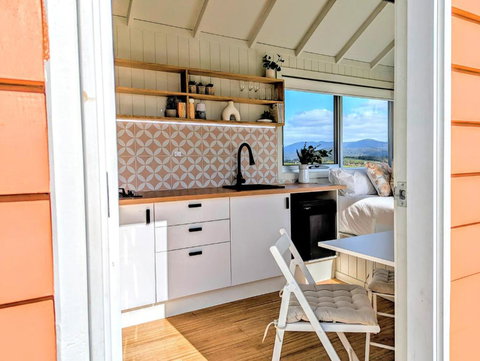Warburton Tiny House - Tiny Stays - Events Australia 3