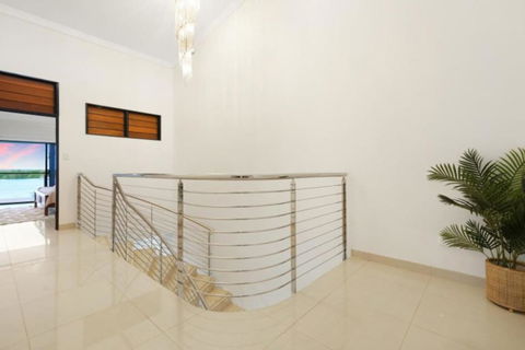 Opulent Ocean View Townhouse - Events Australia 2