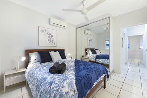 Opp Parap Mkts Ideal For Tradies And Nurses - Events Australia 2