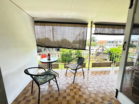 Zen Escape Guest House- Romantic Escape, Cozy Delight, Oasis Suite - Events Australia 3