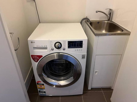 Tasha\'s Apartments - St Clair - Accommodation Europe 2