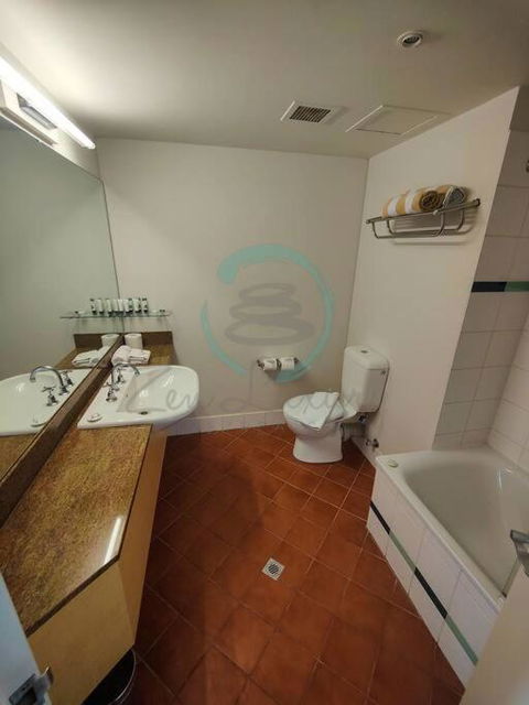 ZEN88 ESPLANADE: 1-BR Top Floor Ocean View Suite - Tourism Bookings 3