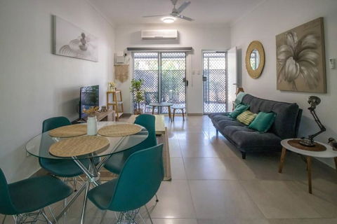ZEN GARDEN - COZY 2-BR + Modern Design W/ Aircon - Accommodation Europe 0