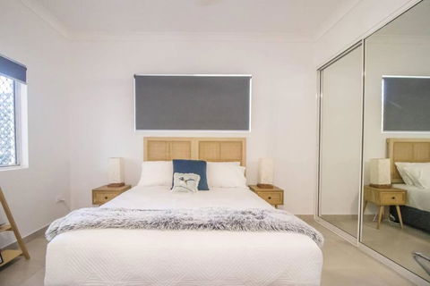 ZEN GARDEN - COZY 2-BR + Modern Design W/ Aircon - Accommodation Europe 1