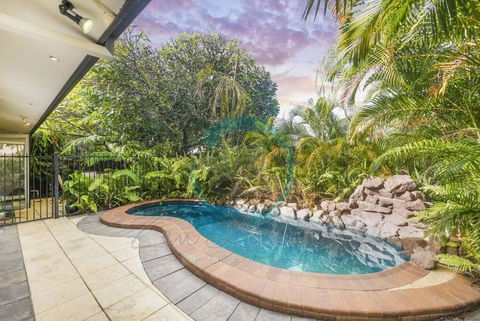 ZEN TREETOPS - Boutique 2-BR Apt W/ Private Pool - Tourism Bookings 0