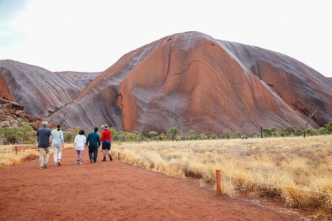Ayers Rock Combo: Uluru Base And Sunset Plus Uluru Sunrise And Kata Tjuta With An Optional BBQ Dinner Or Kings Canyon Day Trip - Events Australia 3